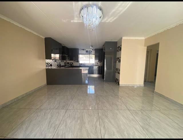 3 BEDROOM PROPERTY TO RENT IN VORNA VALLEY